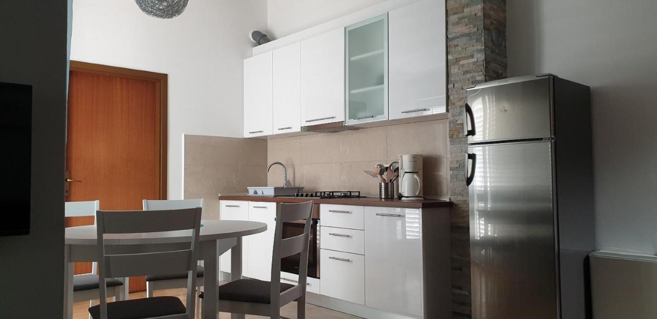 Apartments Ivanovski Rab Town Kültér fotó