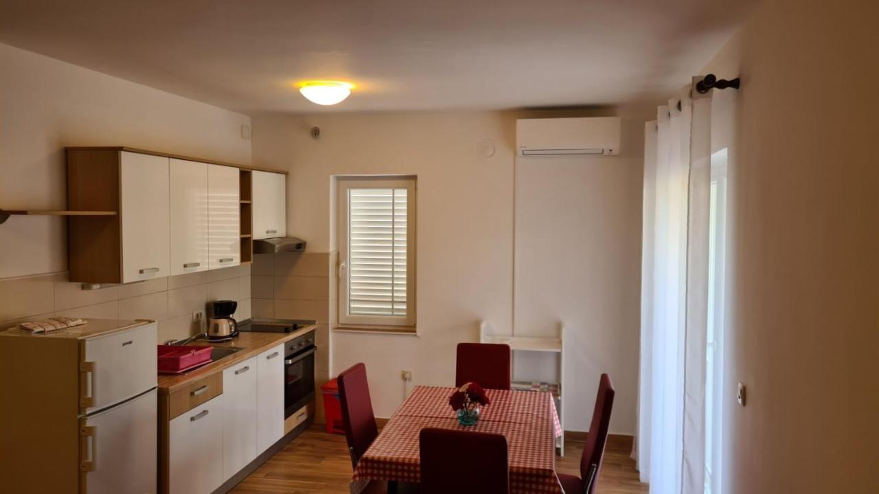 Apartments Ivanovski Rab Town Kültér fotó