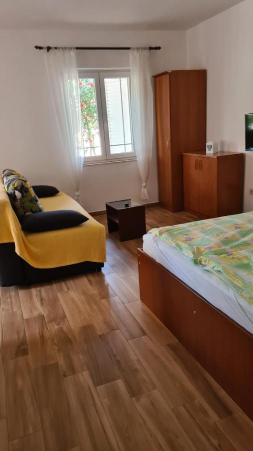 Apartments Ivanovski Rab Town Kültér fotó