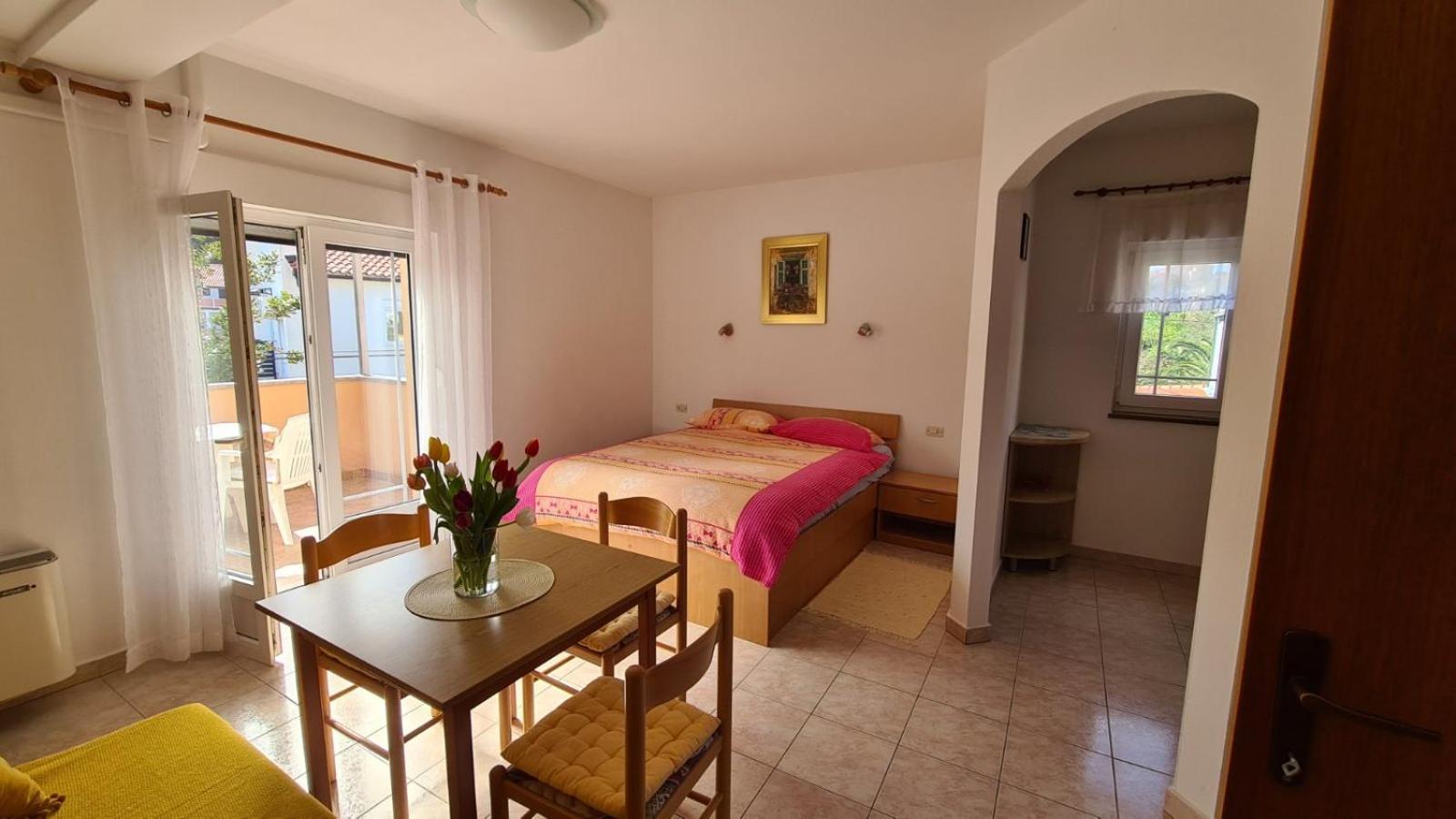 Apartments Ivanovski Rab Town Kültér fotó